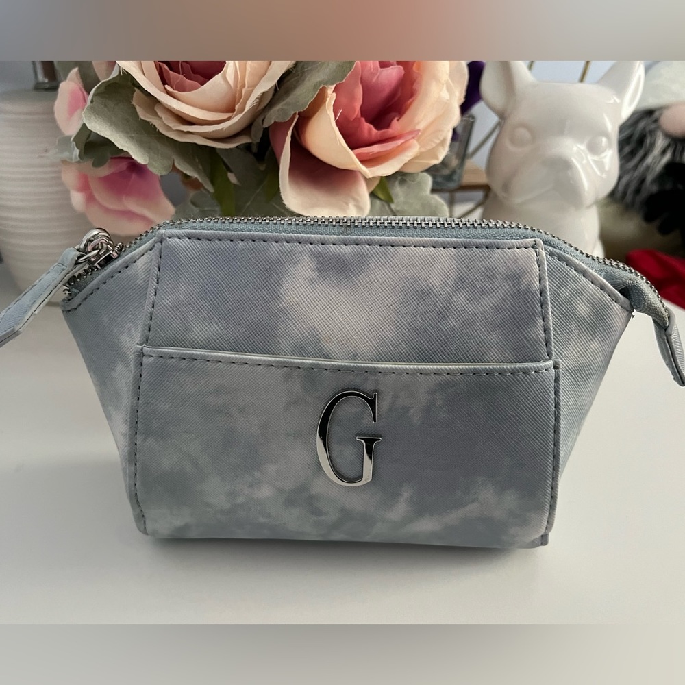 Guess mini wristlet